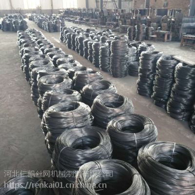 生產(chǎn)銷售鐵絲_鋼格板_電焊網(wǎng)_網(wǎng)片等絲網(wǎng)制品–【河北仁凱絲網(wǎng)機(jī)械制造】