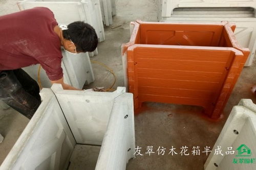 四會(huì)陽(yáng)臺(tái)護(hù)欄仿木欄桿 仿木花箱 價(jià)格多少錢